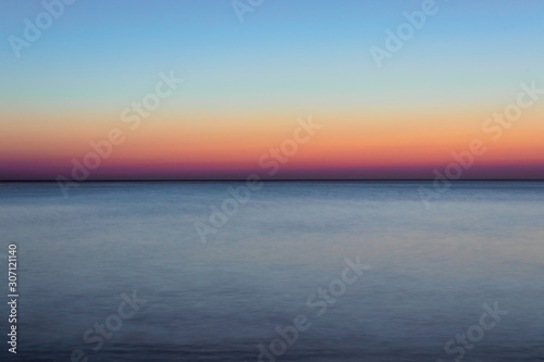 Langzeitbelichtung der Nordsee am Strand der Insel Sylt nach Sonnenuntergang © Thomas Lemmer
