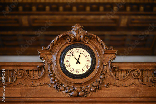 Uhr Holz Ornamente Public Library New York Bücherei Bibliothek öffentlich städtisch Lesesall Zeit historisch Original