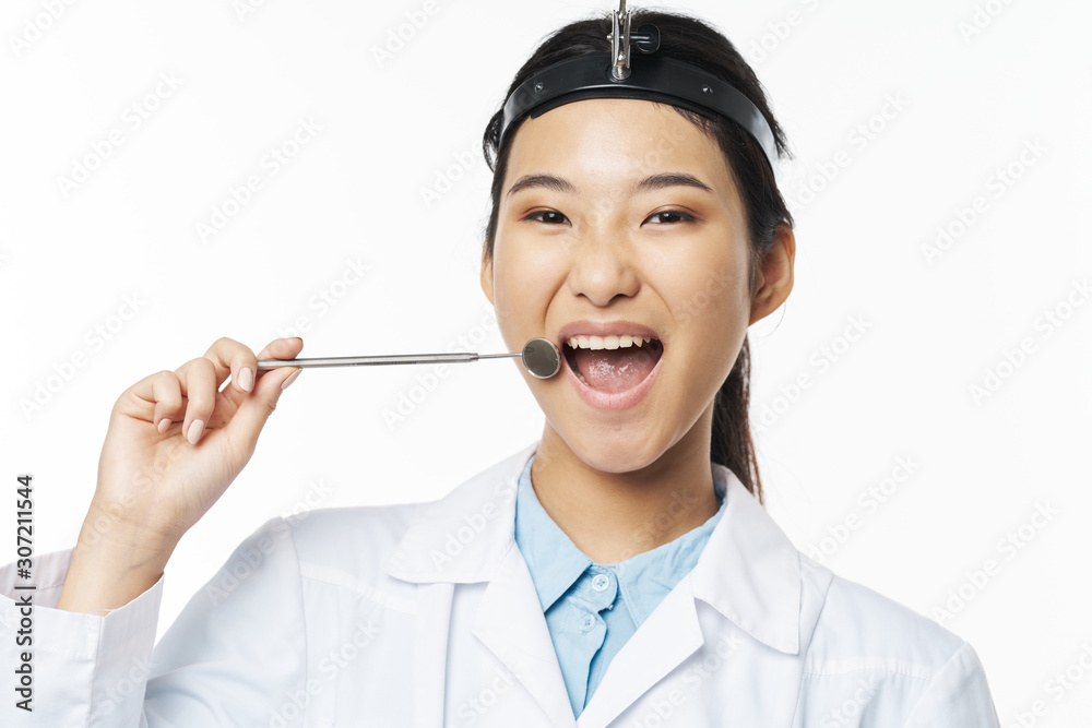 portrait of young woman in hat