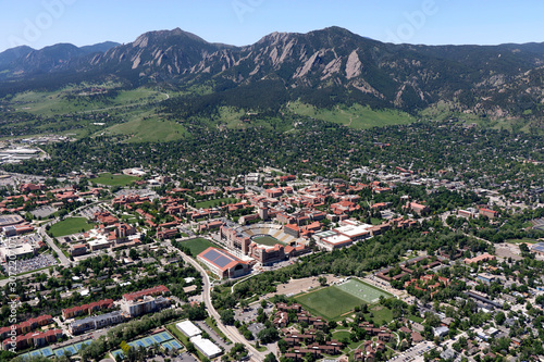 Fototapeta Naklejka Na Ścianę i Meble -  University of Colorado Boulder Aerial