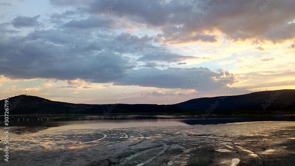 Obraz premium Lagoon and clouds 2