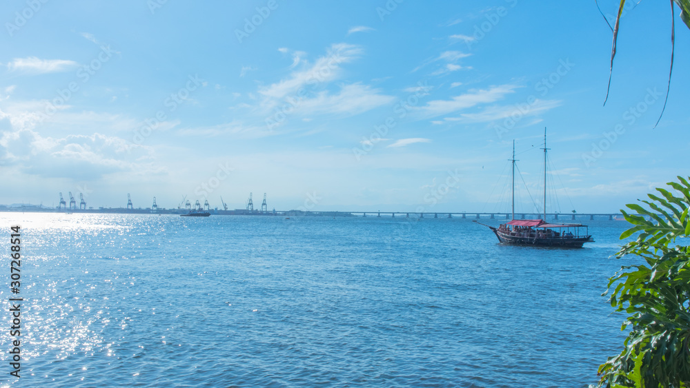 Fototapeta premium A boat on the Guanabara Bay