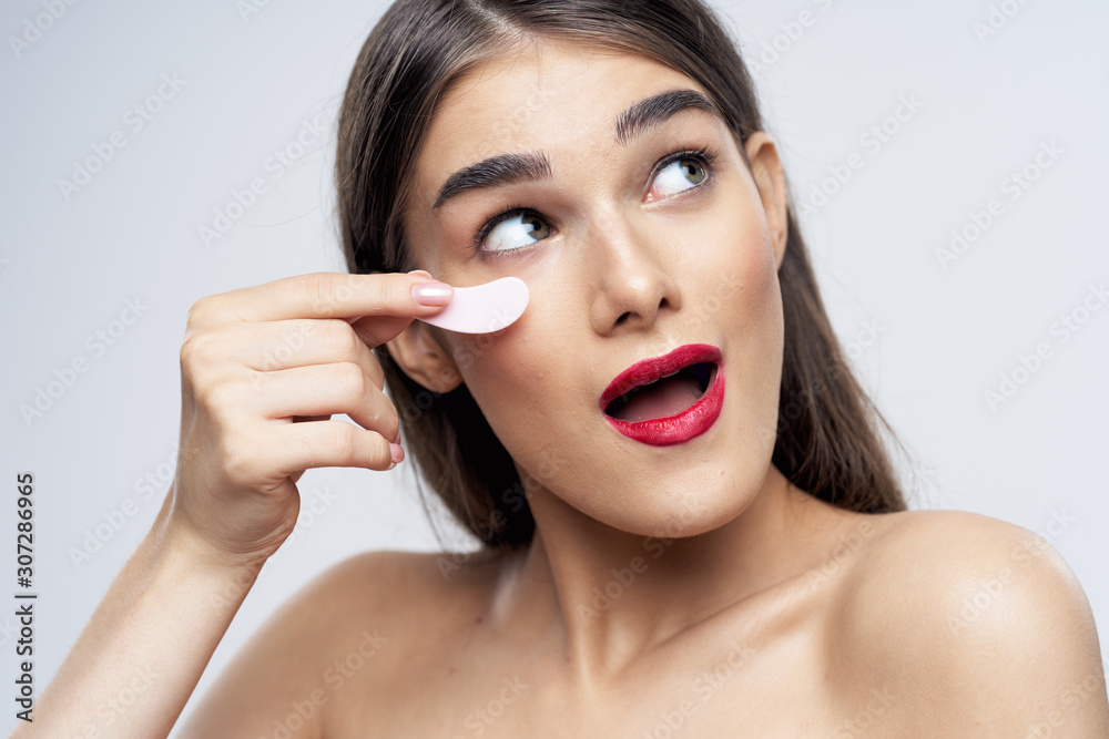 beautiful woman bare shoulders spa treatments clean skin