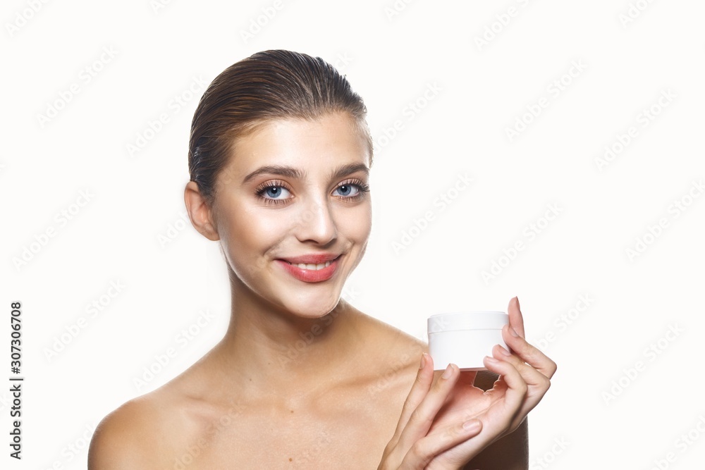 beautiful woman bare shoulders spa treatments clean skin beautiful woman bare shoulders spa treatments clean skin