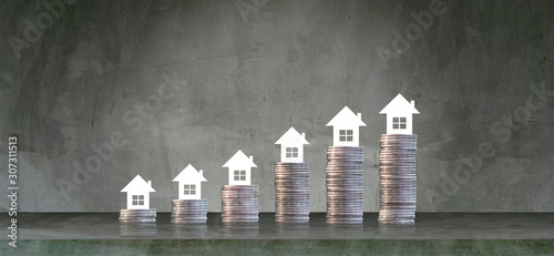 Growing Crops in Saving Coins - Investment Concepts and Real Estate Growth Interest