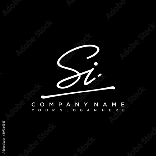 SI initials signature logo. Handwriting logo vector templates. Hand drawn Calligraphy lettering Vector illustration.