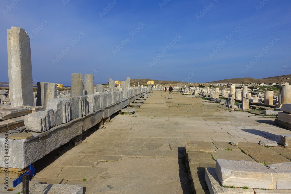 Fototapeta premium Iconic and amazing archaeological site in uninhabited island of Delos, Cyclades, Greece