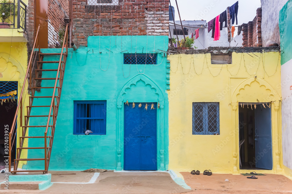Colorful little houses in the center of Orchha, India