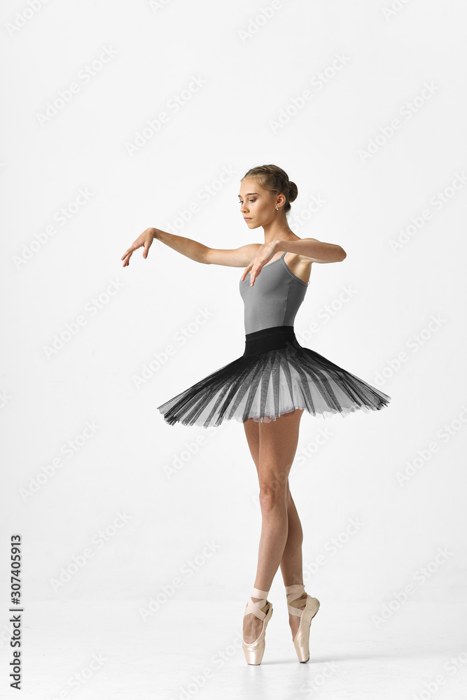 Fototapeta Ballerina dance exercises
