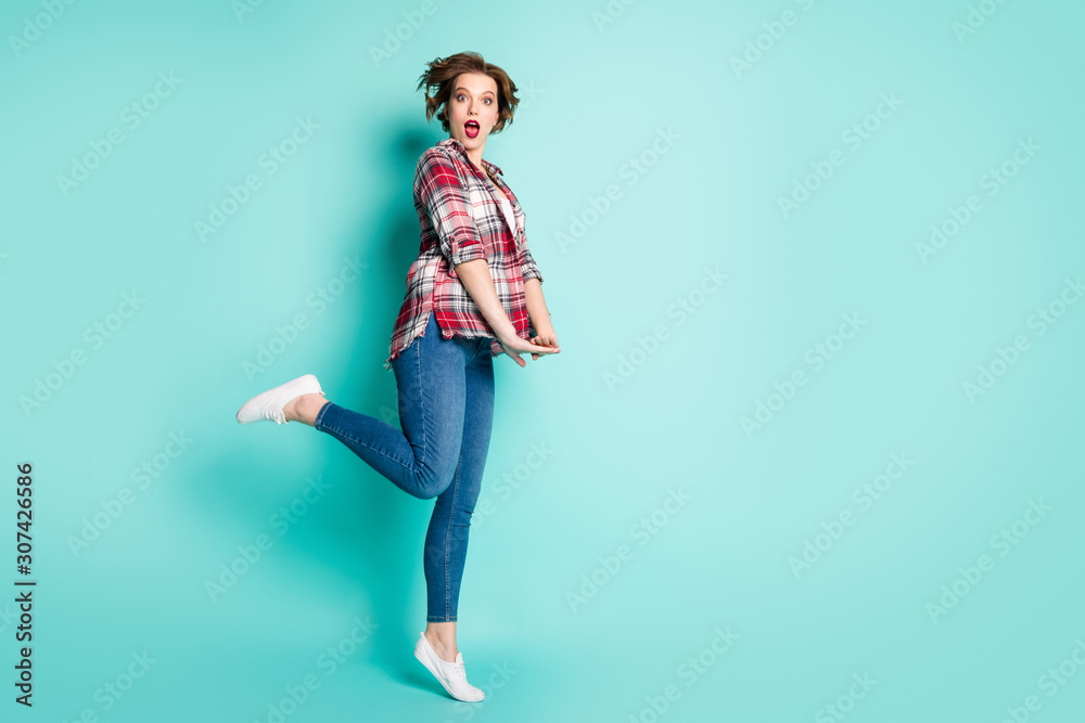 Full body photo of impressed girl have free time look good unexpected novelty scream wear casual style outfit isolated over teal color background