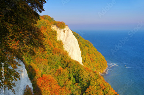 Ruegen Kreidekueste im Herbst Koenigsstuhl - Ruegen island, the chalk cliffs in autumn, the Kings chair photo