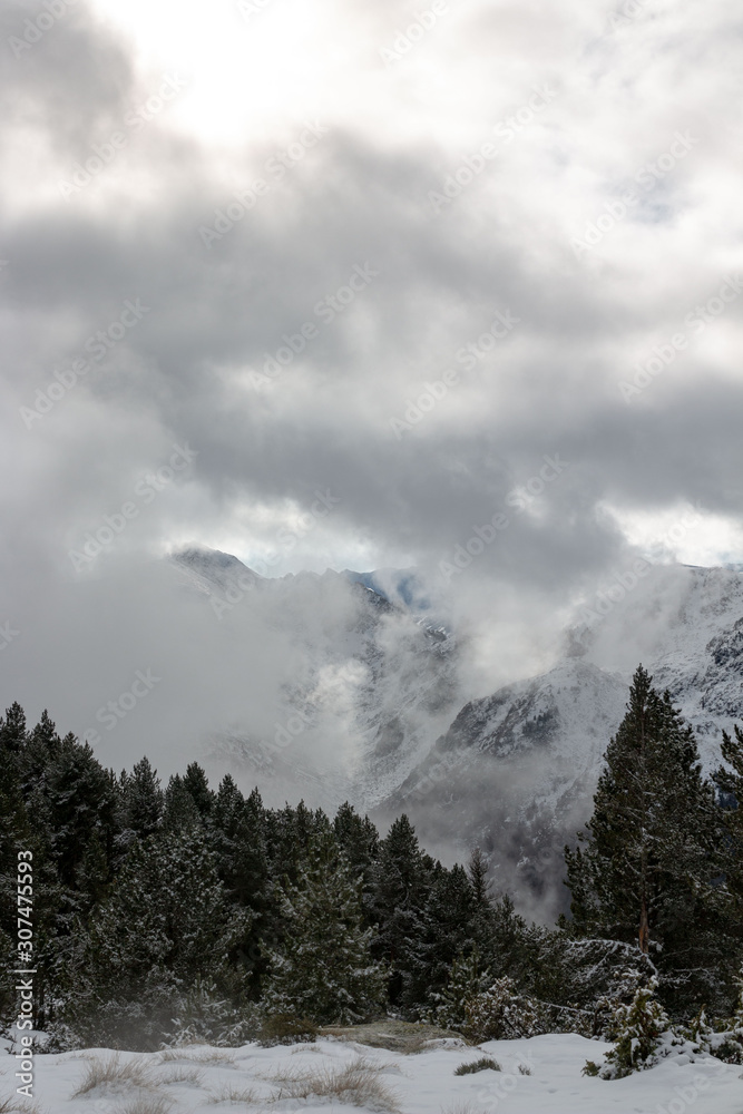 Pyrénées neige Pyrénées neige