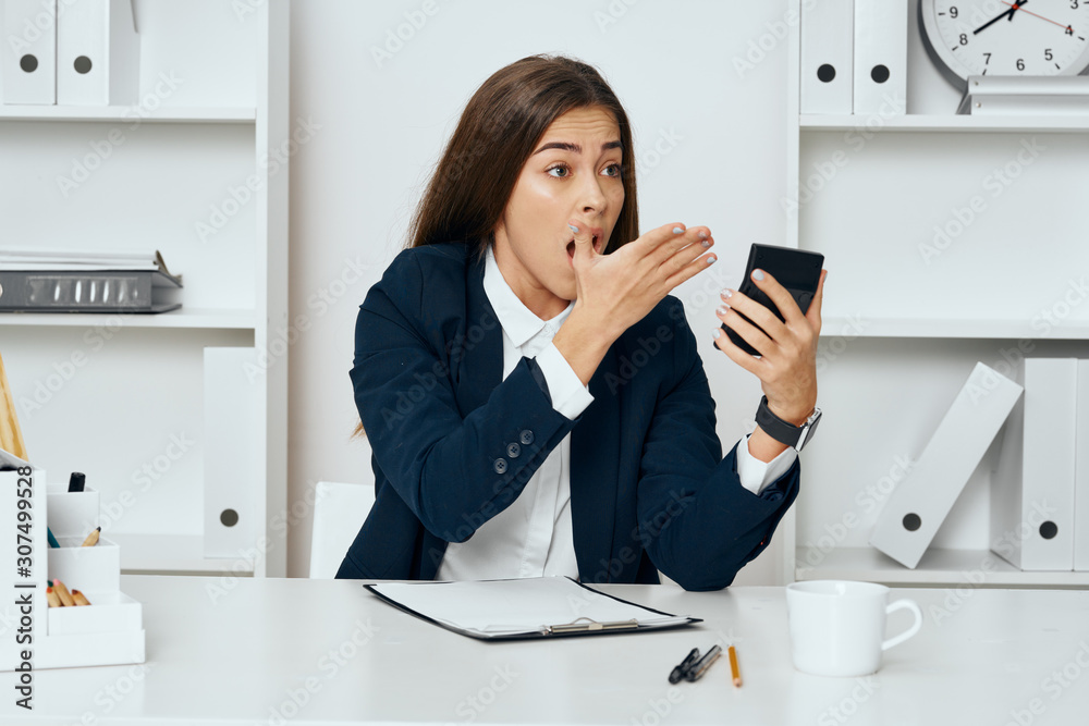 business woman talking on phone business woman talking on phone