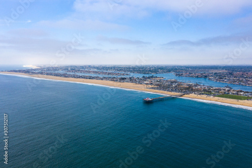 Balboa Pier in Newport Beach California © @diamondblockstudios