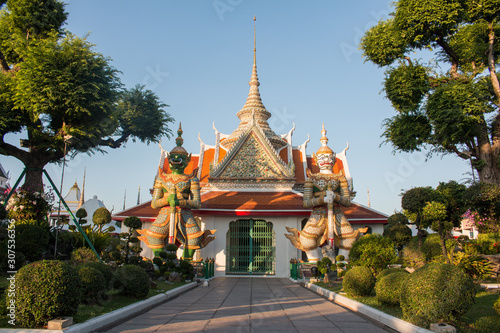 Temple of Dawn or Wat Arun Ratchawararam new look after renovation beside Chao Phraya River opposite Grand temple, Bangkok, Thailand. © Thongchai
