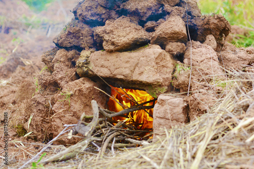 Foto Huatia - traditional andean earthen oven.