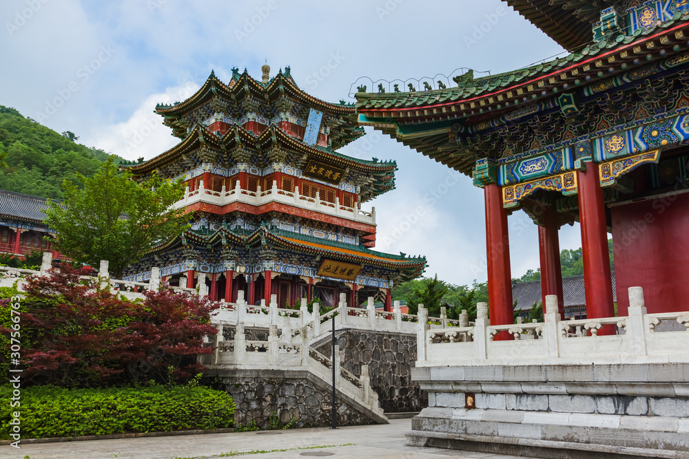 Buddhist temple at Tianmenshan nature park - Zhangjiajie China