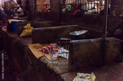 Fleisch auf einem Markt auf Sansibar