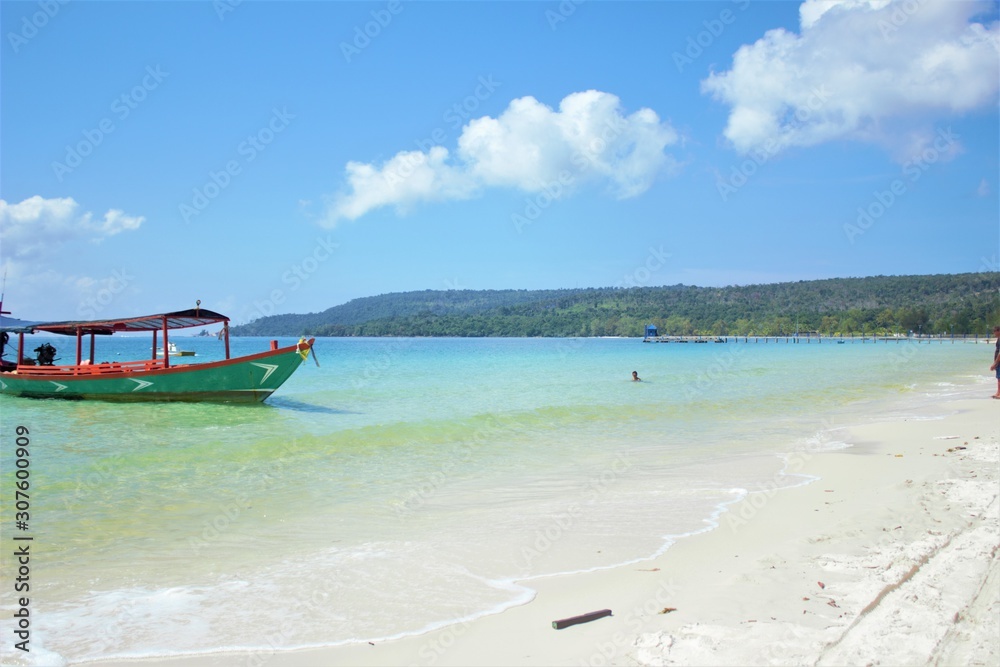 Fototapeta premium Long beach island in Koh rong Cambodia