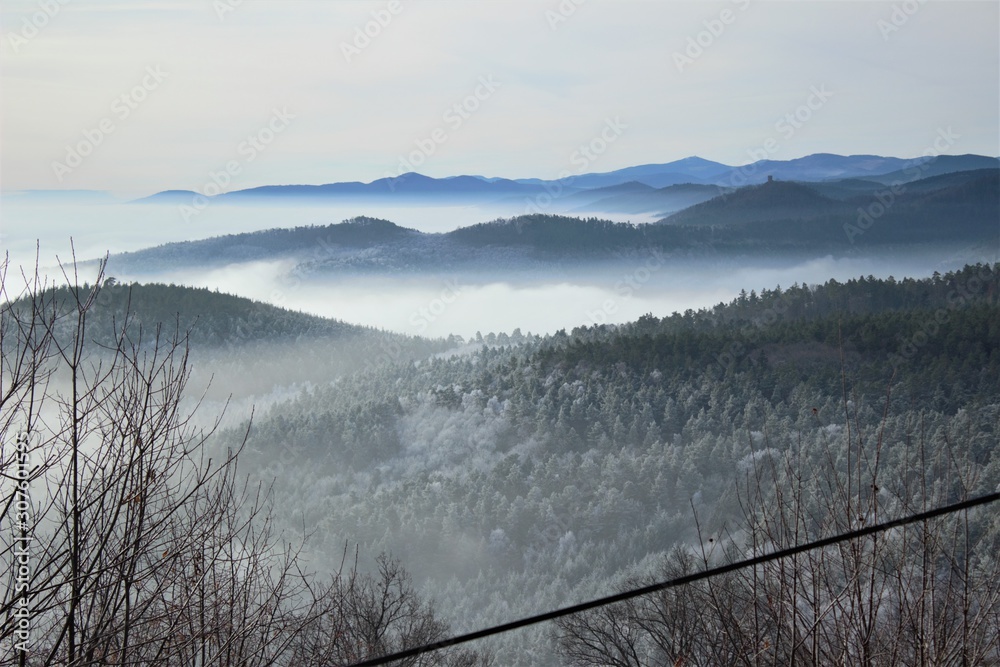 Obraz premium Fog on the snow mountains