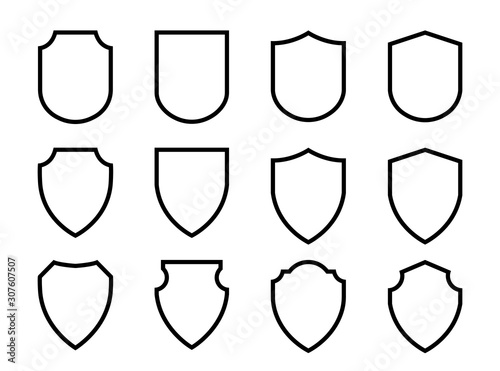 Obraz na płótnie Vector Shield icon. Heraldic shields, security black labels. Knight award, medieval royal vintage badges isolated vector. w salonie