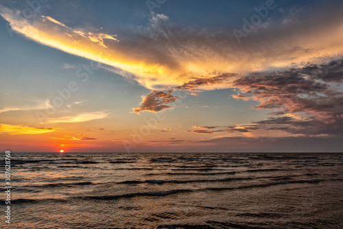 Sea sunset winter, clouds, waves, wind © Juris Subbota