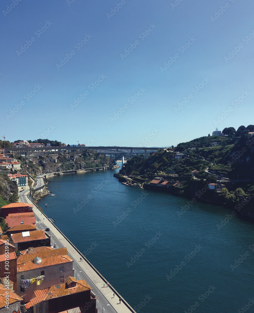 Blick von der Brücke Dom Luís in Porto