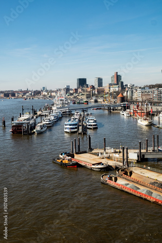 Hamburger Hafen von oben © Hedi