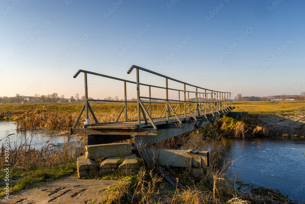 Rzeka Narew w okolicy Suraża, Narwiański Park Narodowy, Dolina Narwi, Suraż, Podlasie, Polska