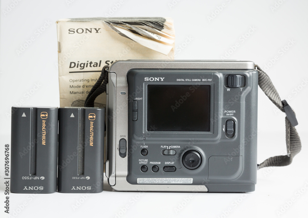 london, england 05/05/2019 Rare Sony Mavica MVC-FD7 3.5" Vintage floppy  disk digital camera with batteries and manual, isolated on a white  background. Vintage retro technology. Stock Photo | Adobe Stock