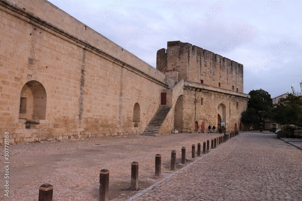Remparts du village de Aigues-Mortes - Vue du côté intérieur - Département du Gard - Languedoc Roussillon - Région Occitanie - France
