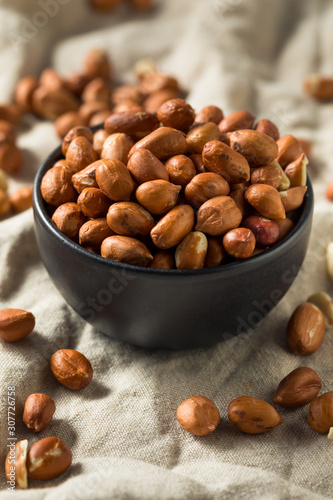 Raw Brown Organic Spanish Peanuts