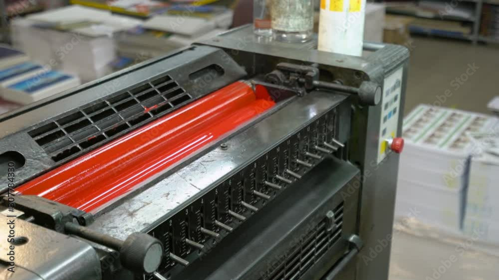 Rolls deliver paint into the printing machine Rolls deliver paint into the printing machine