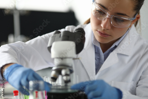фотографія Lab worker busy testing sample