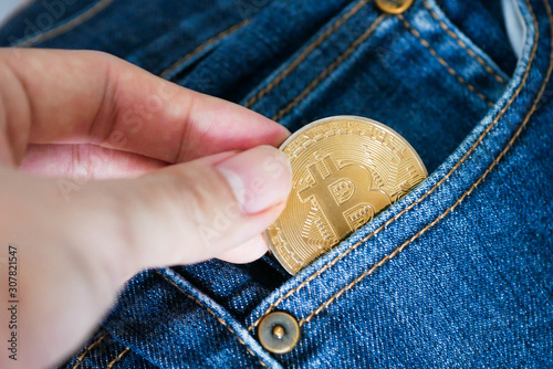 pick bitcoin from jean