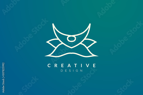 Minimalist flower vector design. It is suitable for spas, hotels, beauty, health, fashion, cosmetics, boutiques, salons, yoga, therapy, and others.