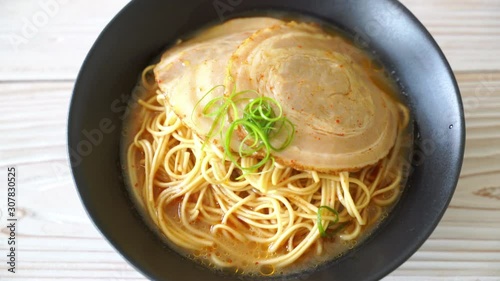 tonkotsu ramen noodles with chaashu pork photo