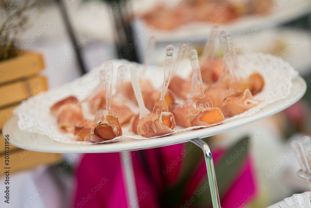 bocconcini di melone e prosciutto crudo