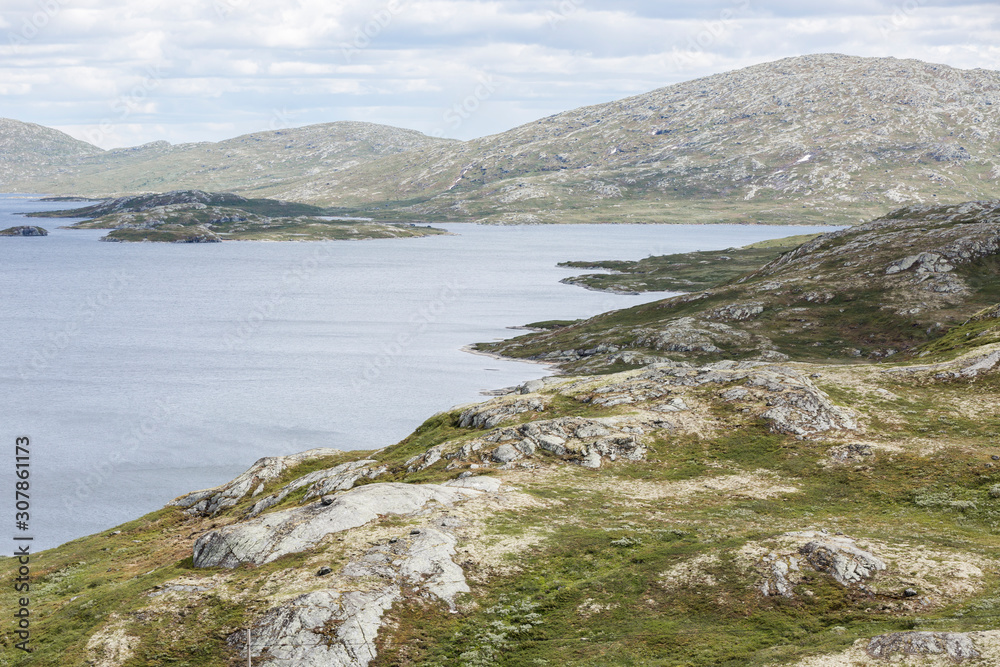 Vinstri, See und Landschaft im Jotunheimen-Nationalpark, Norwegen