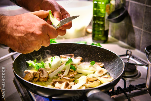 Soffritto per sugo, Cucina italiana photo