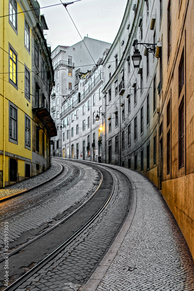 Fototapeta premium old street in lisbon portugal