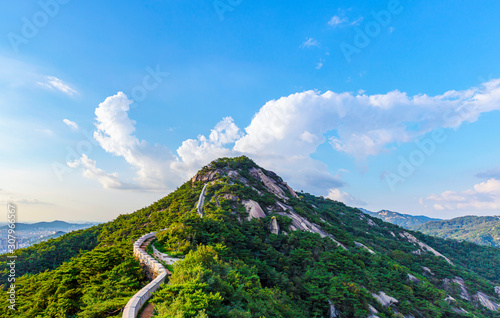 Canvas Print Time Lapse Mountain and Cloud With BlueSky at inwangsan Mountain in Seoul South