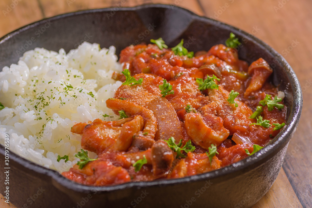 チキンのトマト煮込み