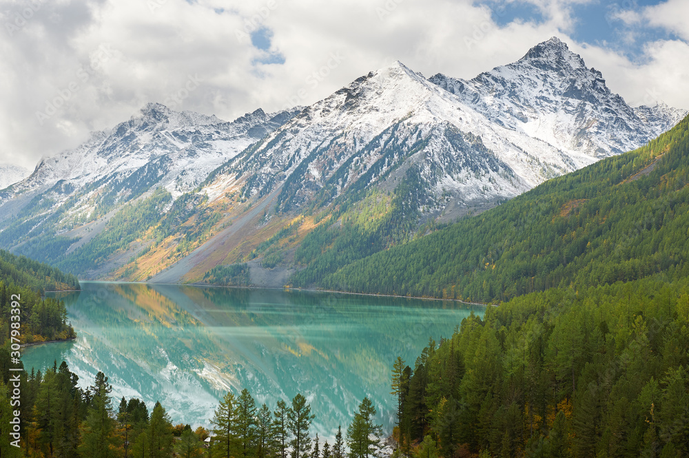 Mountain lake Mountain lake