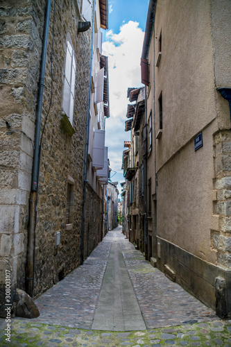 Villefranche-de-Rouergue, Aveyron, Occitanie, France. © Bernard GIRARDIN