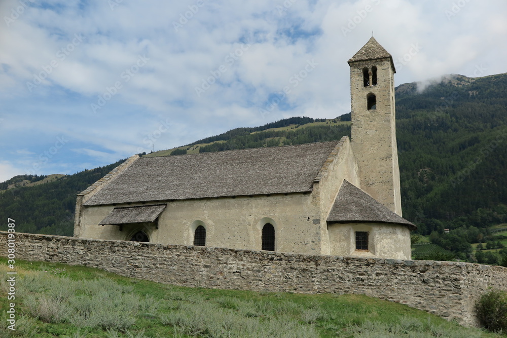 Romanische Kirche St.Veit am Tartscher Bichl – Mals, Südtirol