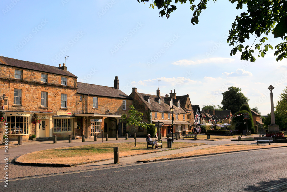 Street scene at Broadway village ,Worcestershire, England, UK