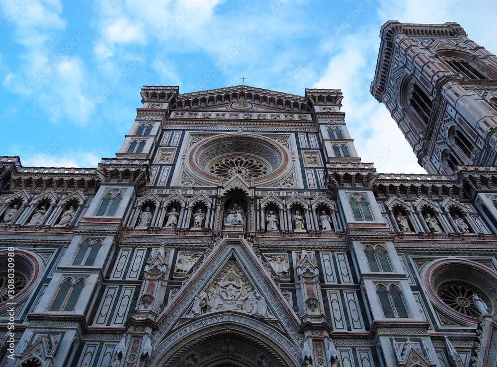 Detail of the Florence Cathedral (Duomo di Firenze, Cattedrale di Santa Maria del Fiore) in Florence, Italy Detail of the Florence Cathedral (Duomo di Firenze, Cattedrale di Santa Maria del Fiore) in Florence, Italy