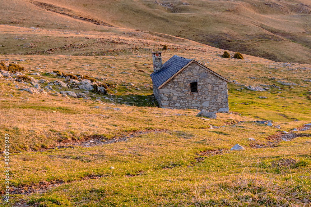 Morning sunlight at the Montserrat Shelter (Serra Cavallera Mountains, Catalonia, Spain)