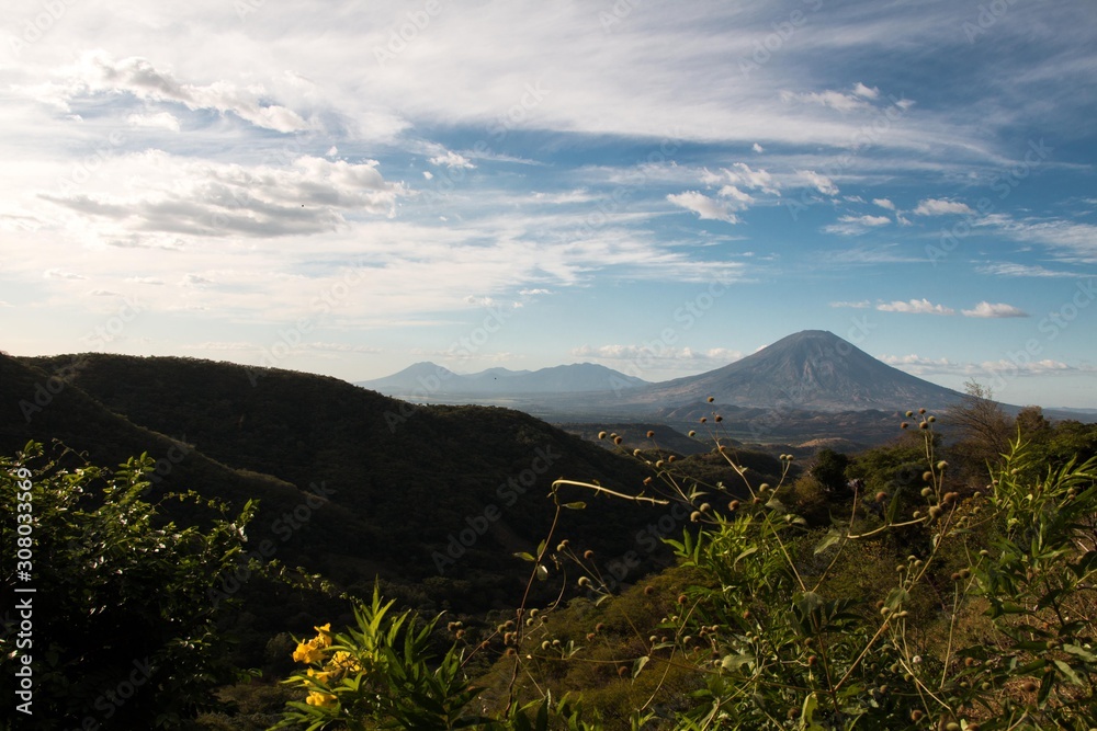 Volcán Chaparratique, San Miguel, El Salvador   